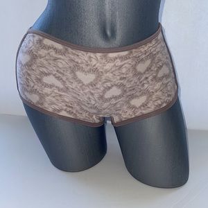 VICTORIAS SECRET PINK COTTON BOYSHORT UNDERWEAR PANTY. NWT